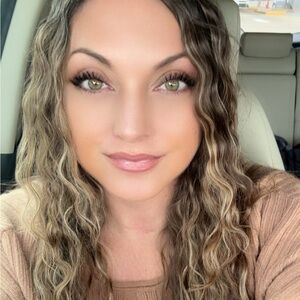 Meet your Posher, Theresa